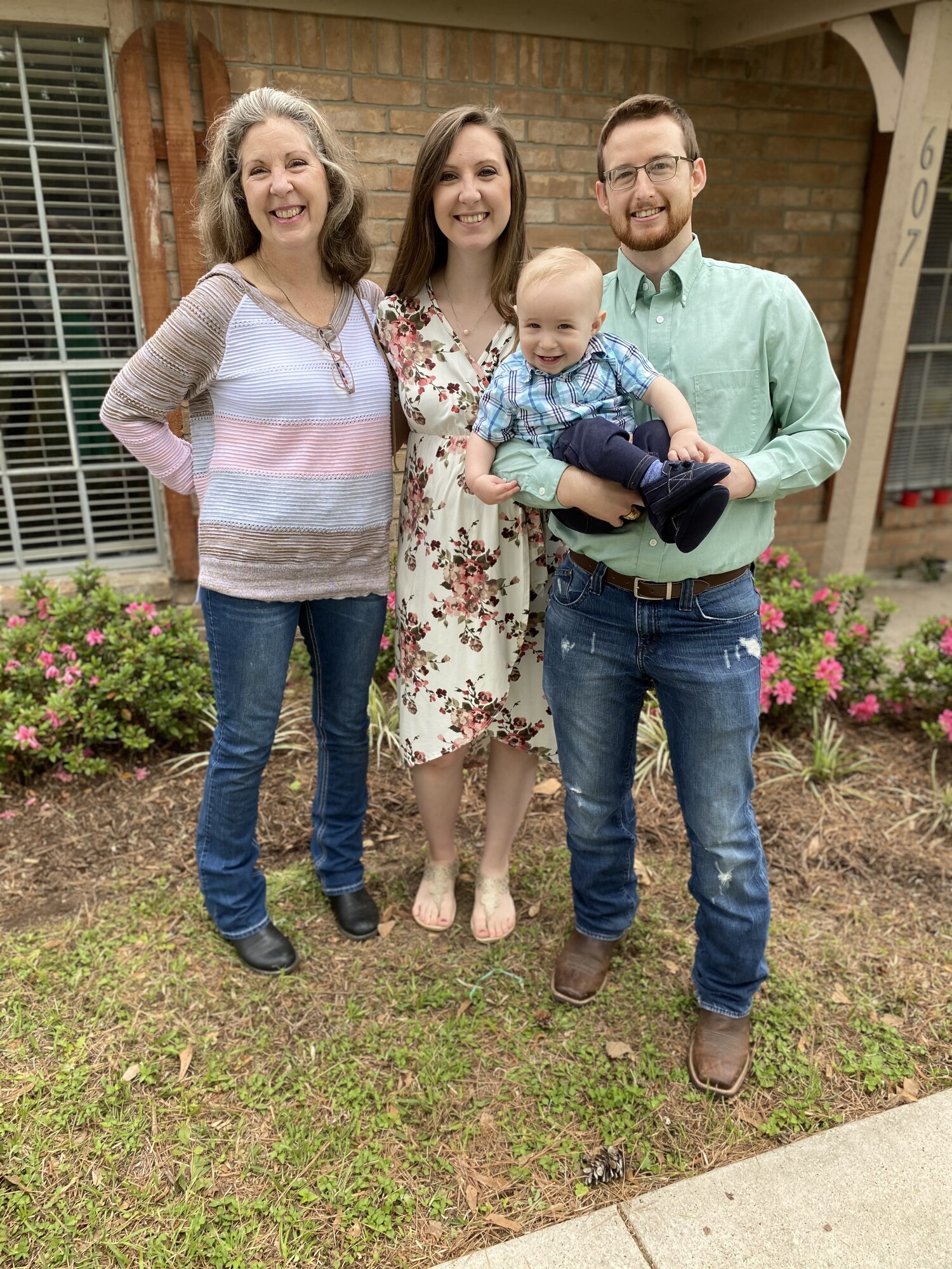 Family, on the front lawn